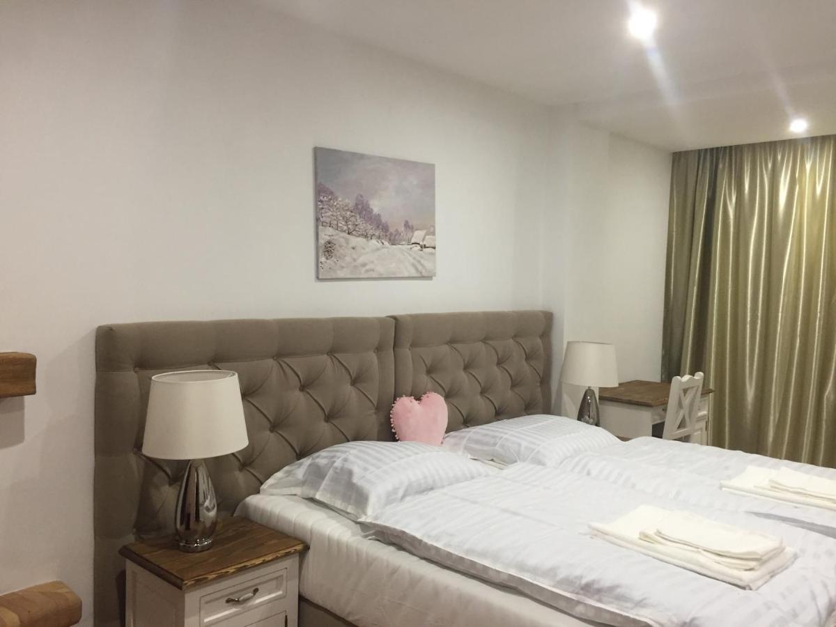 Hotel Galeria Pezinska Baba Pezinok Bagian luar foto
