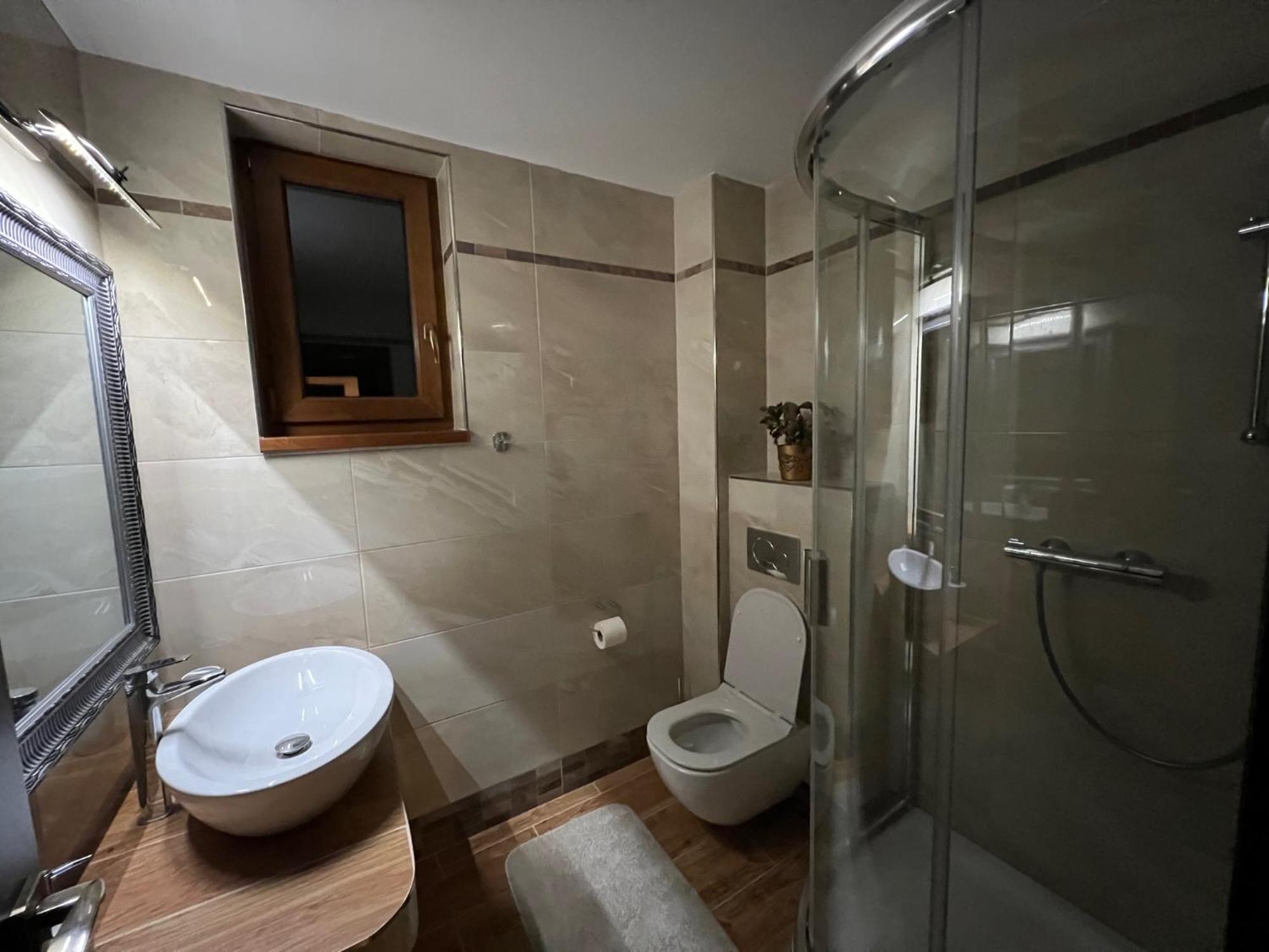 Hotel Galeria Pezinska Baba Pezinok Bagian luar foto
